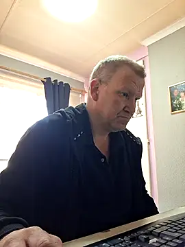 wallacelegend online show from July 2026 09:47:02 AM