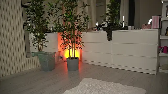 EmmaBlanco online show from April 2026 05:19:02 AM