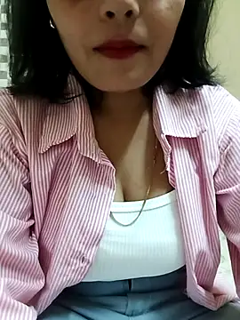 Snapshot of Pihu_Chopra chatting on May 2026 06:52:01 AM Pihu Chopra online show from May 2026 06:52:01 AM