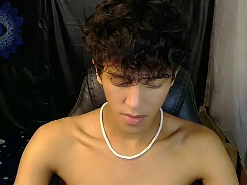 kenbigcockxx online show from February 2026 01:28:01 PM