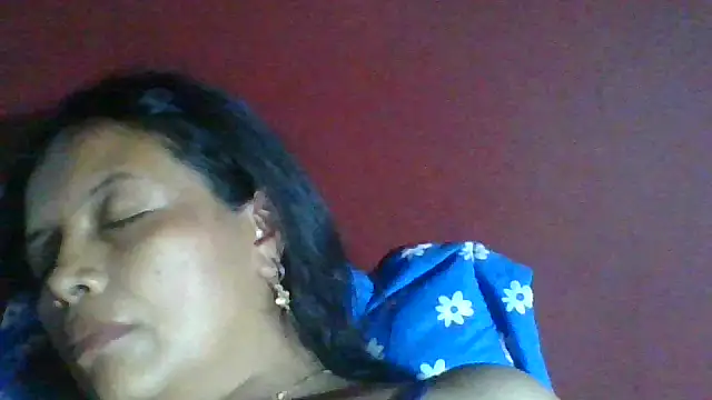 Snapshot of DianaOchoa_ chatting on June 2026 07:47:02 AM DianaOchoa online show from June 2026 07:47:02 AM