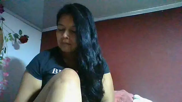 Snapshot of DianaOchoa_ chatting on June 2026 02:03:02 AM DianaOchoa online show from June 2026 02:03:02 AM