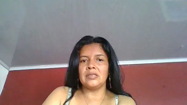 Snapshot of DianaOchoa_ chatting on June 2026 08:43:02 PM DianaOchoa online show from June 2026 08:43:02 PM
