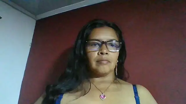 Snapshot of DianaOchoa_ chatting on July 2026 03:43:02 AM DianaOchoa online show from July 2026 03:43:02 AM