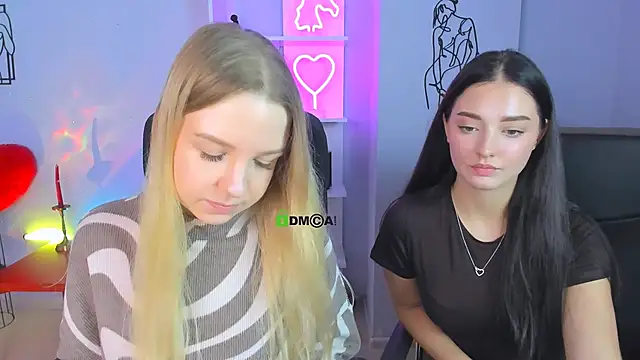 Snapshot of miki-niki chatting on September 2025 03:57:01 PM miki-niki online show from September 2025 03:57:01 PM