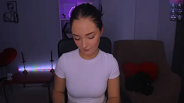 Snapshot of miki-niki chatting on November 2025 10:47:01 AM miki-niki online show from November 2025 10:47:01 AM