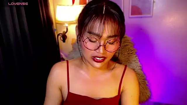 urmidnightcravingsxx online show from June 2026 03:59:02 AM