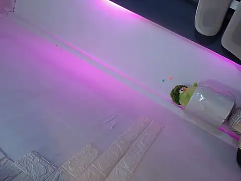 Snapshot of Lav_elle chatting on February 2026 06:39:01 PM Lav elle online show from February 2026 06:39:01 PM