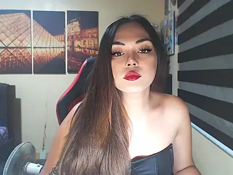 Snapshot of amorPOWERS21X chatting on November 2025 11:56:02 AM amorPOWERS21X online show from November 2025 11:56:02 AM