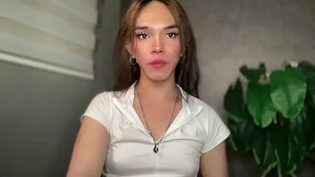 Misselliefayexxx online show from January 2026 01:00:02 AM