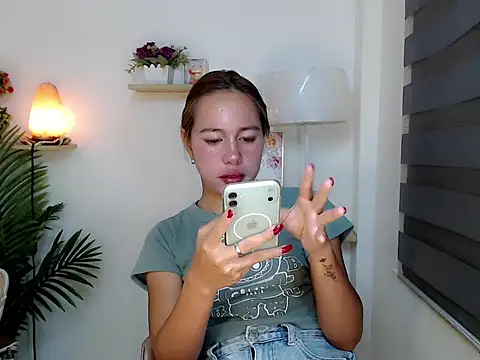 kimbratx online show from April 2026 11:09:02 PM