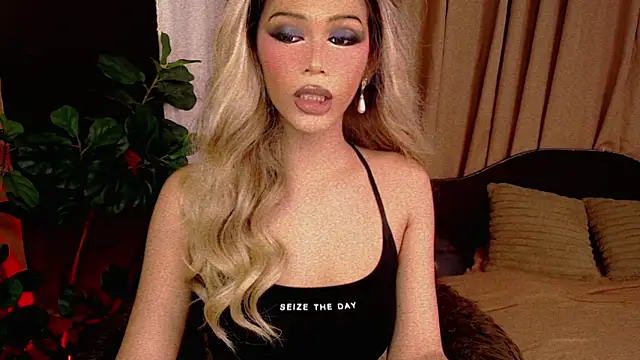 Candicebloom online show from February 2026 04:30:01 PM