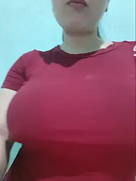 Shiny Babe online show from May 2026 01:21:02 PM