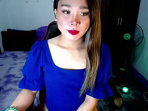 Urassiansweetcummer online show from December 2025 02:39:01 AM