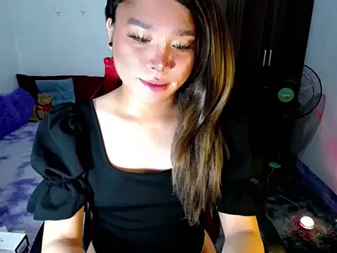 Urassiansweetcummer online show from April 2026 05:58:02 PM