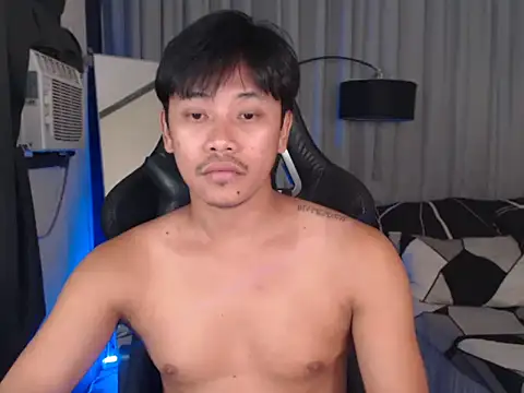 alexsuckable01 online show from May 2026 01:40:02 PM