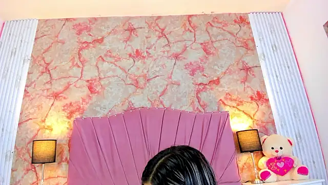 Wonderkloe  online show from March 2026 02:55:02 AM