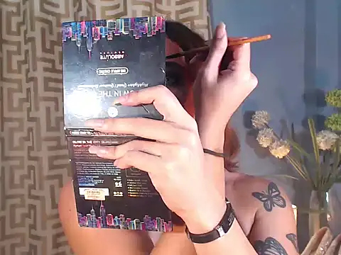 AleinaCroft online show from April 2026 01:03:02 PM