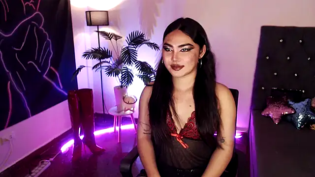 Unique Maya online show from February 2026 05:22:02 PM