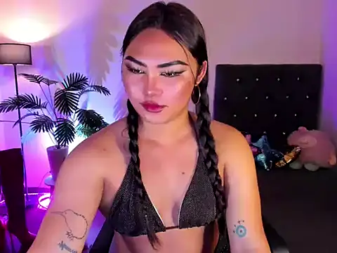 Unique Maya online show from April 2026 02:17:02 AM