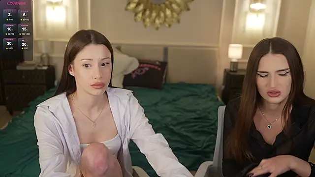 Selena Glow online show from March 2026 12:17:02 AM