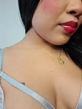 Snapshot of Michell_em chatting on July 2026 06:03:02 PM Michell em online show from July 2026 06:03:02 PM