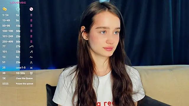 lovelyalivia online show from February 2026 07:38:02 AM