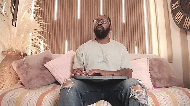 King Malik online show from September 2025 12:53:01 PM