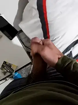 Franmrd95 online show from March 2026 02:17:01 AM