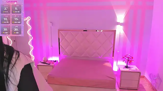 Rosalind tay online show from April 2026 11:06:01 AM