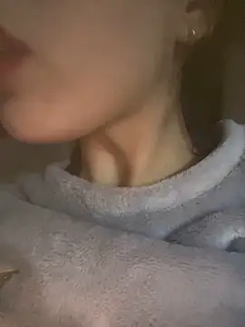 Mimisixo online show from November 2025 04:30:01 PM