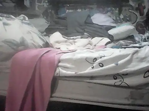 Twoslipperywhenwett online show from March 2026 04:46:01 PM