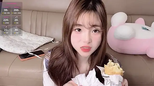 gougou77 online show from April 2026 04:28:02 PM