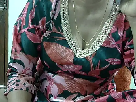 CHAMELI4747 online show from October 2025 08:12:01 AM