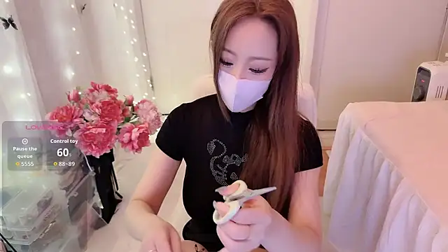 charlotte520 online show from April 2026 11:48:01 PM