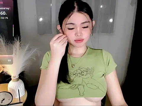 Bianca cedine12 online show from April 2026 10:52:02 PM