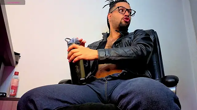 Ernesto-Rodriguez82 online show from March 2026 04:23:01 AM