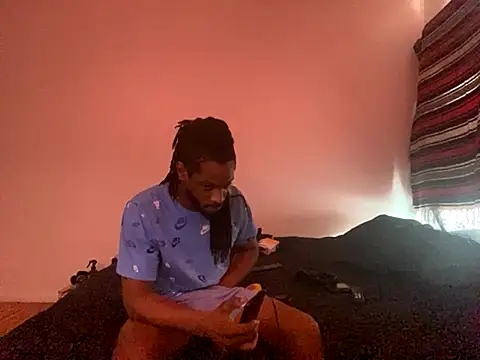 Snapshot of Taydagr8 chatting on September 2025 07:52:02 PM Taydagr8 online show from September 2025 07:52:02 PM