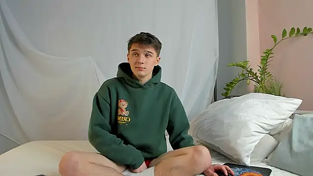 SherlockMax online show from March 2026 06:45:02 PM