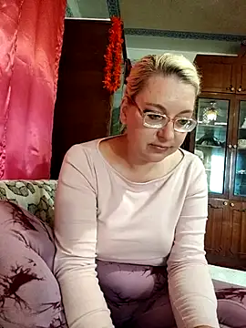 Snapshot of VikaKing chatting on May 2026 01:06:01 PM VikaKing online show from May 2026 01:06:01 PM