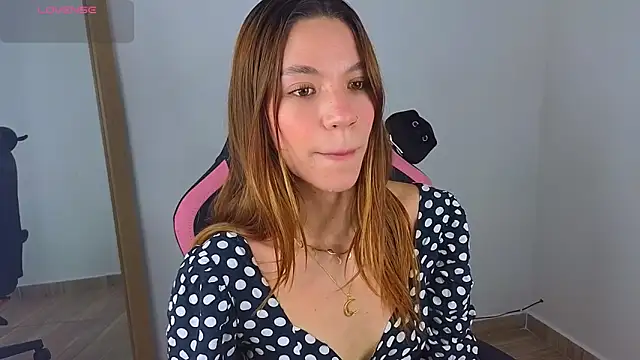 AntonellaaRossii online show from July 2026 02:42:02 PM