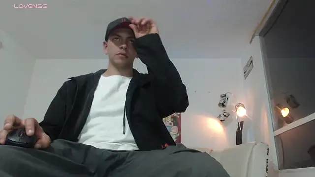 Thomasjons  online show from April 2026 04:06:02 AM