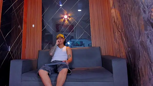 Snapshot of Rick_big chatting on September 2025 12:16:01 PM Rick big online show from September 2025 12:16:01 PM