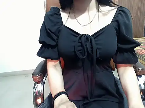Snapshot of Hazel_Angel chatting on June 2026 12:25:01 PM Hazel Angel online show from June 2026 12:25:01 PM