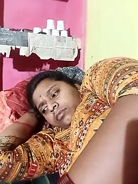 Hot crety online show from April 2026 07:15:02 PM