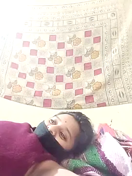 Hot crety online show from July 2026 05:05:02 PM