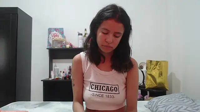 Snapshot of nathaly_jones_ chatting on June 2026 12:37:01 PM nathaly jones online show from June 2026 12:37:01 PM
