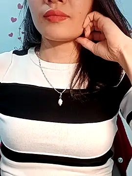 Hinna x online show from March 2026 02:45:01 PM