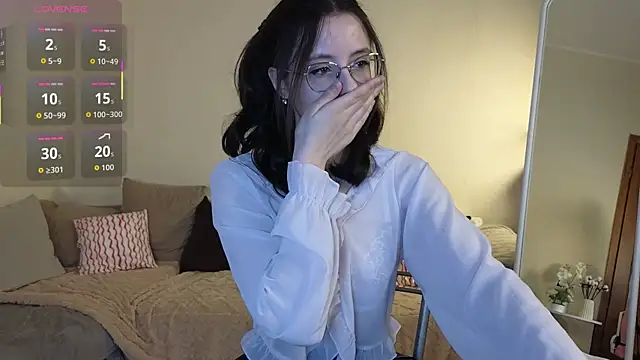 EsmaWonka online show from April 2026 07:03:02 AM