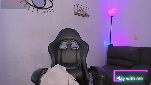 Alyson Conner online show from April 2026 01:17:02 PM